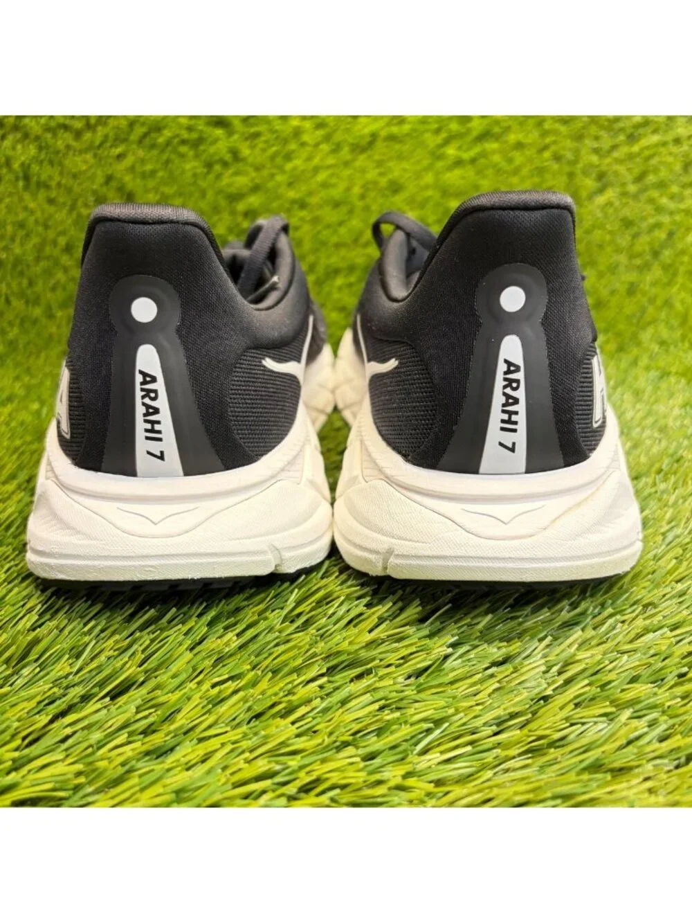 Hoka One One Arahi 7 Womens Size 10D Black White Athletic Running Shoes Sneaker_6